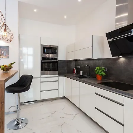Luxury Lucerna Apartment *